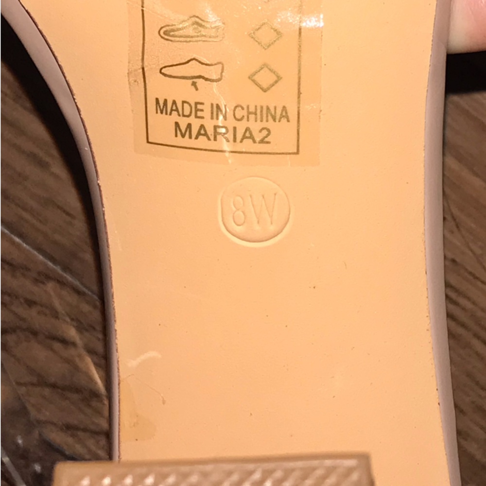 Beautiful BRAND NEW CINDERELLA SHOES SIZE 8 clear Strap Block Heel Sandals - Picture 3 of 13